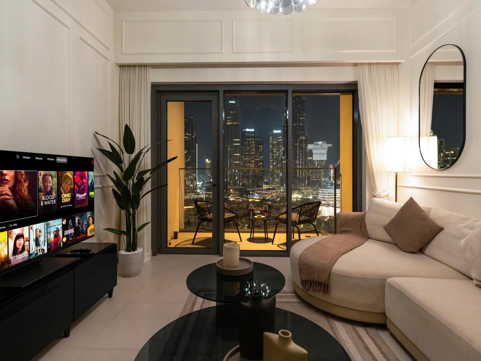 Burj Khalifa View Luxe 2br, 5 Mins Walk To Mall