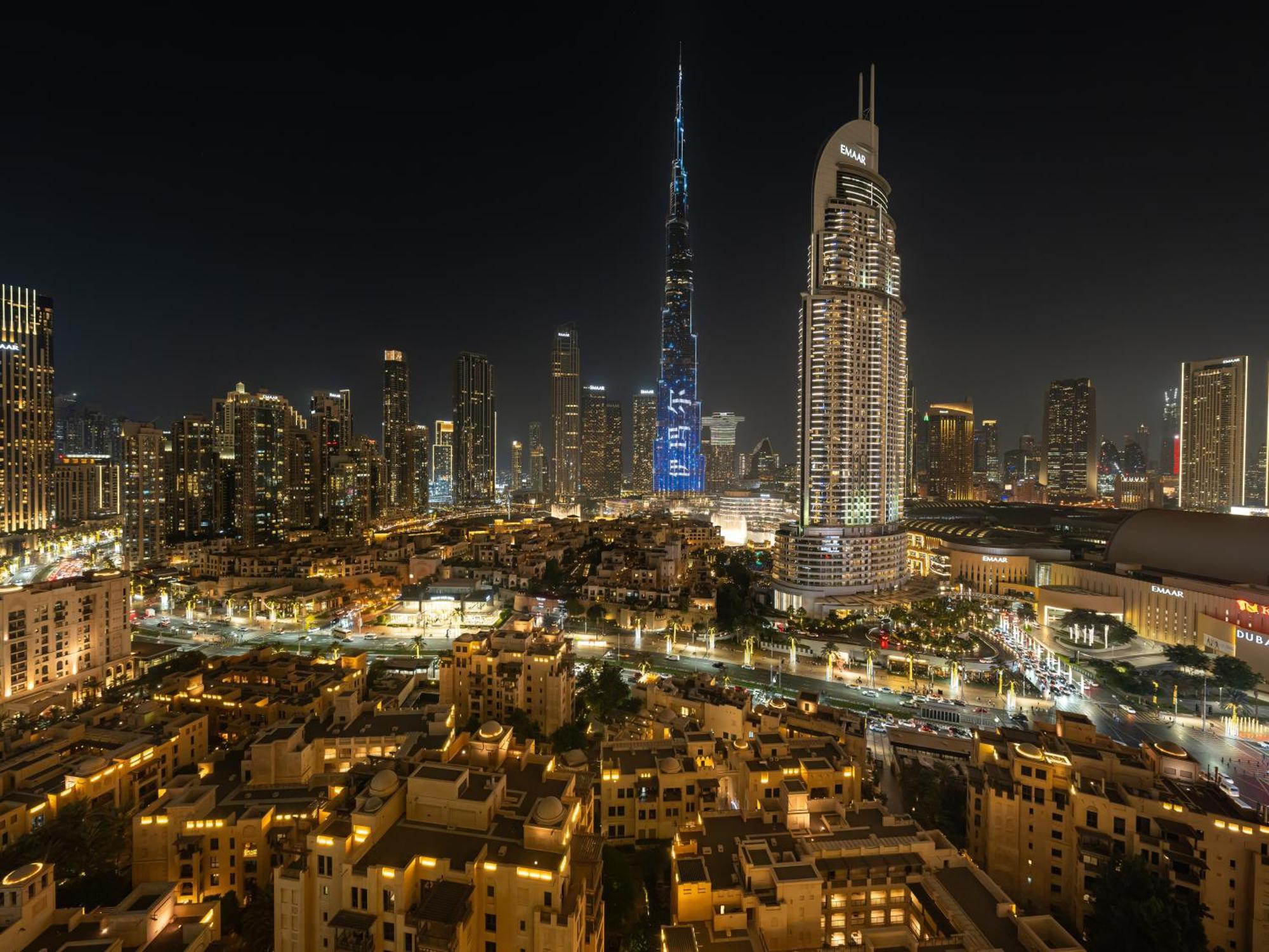 Burj Khalifa View Luxe 2br, 5 Mins Walk To Mall Appartement *