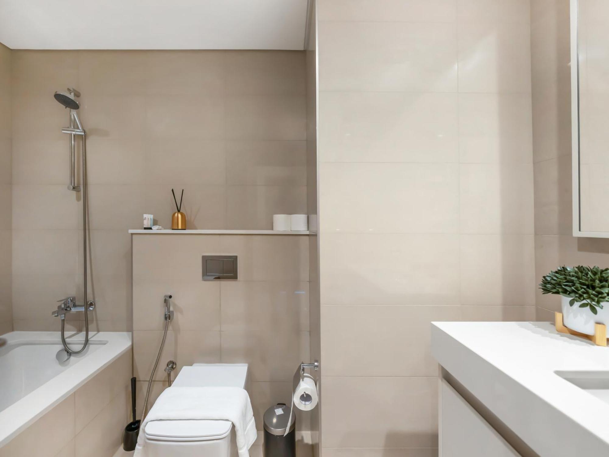 Burj Khalifa View Luxe 2br, 5 Mins Walk To Mall Appartement Dubaï