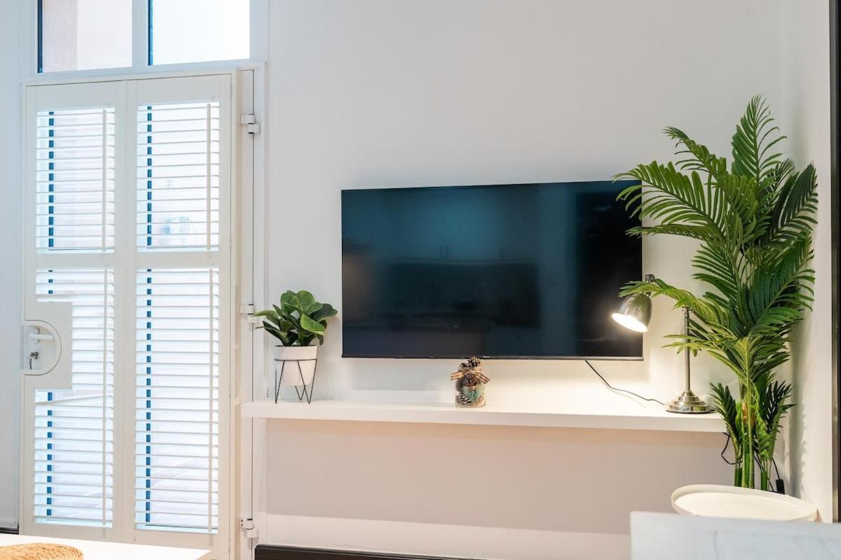 Relaxing Awesome 1-bedroom In Jvc Appartement Dubaï