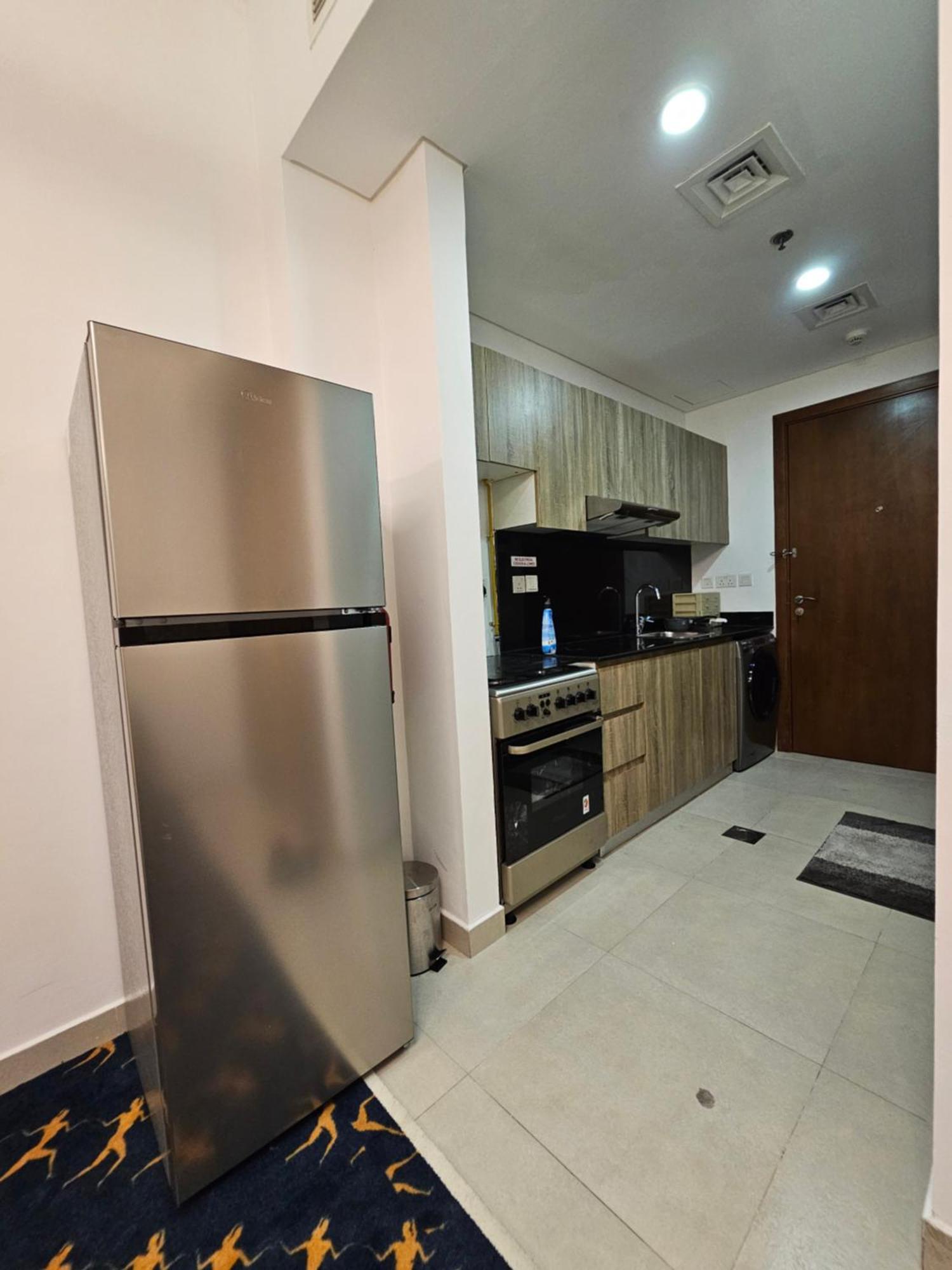 With Kitchen Furnished By Oima Leasing Appartement