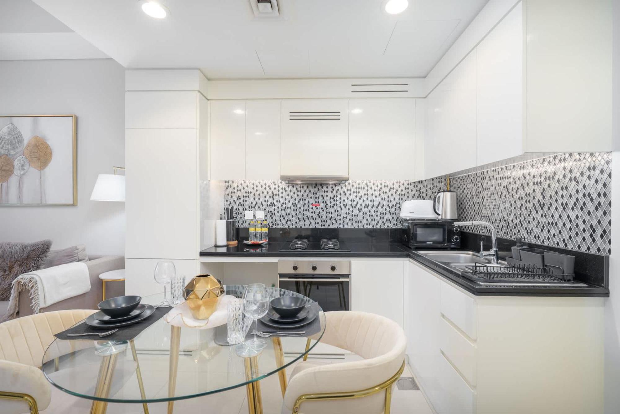 Modern Cozy 2-bedroom In Business Bay * Dubái