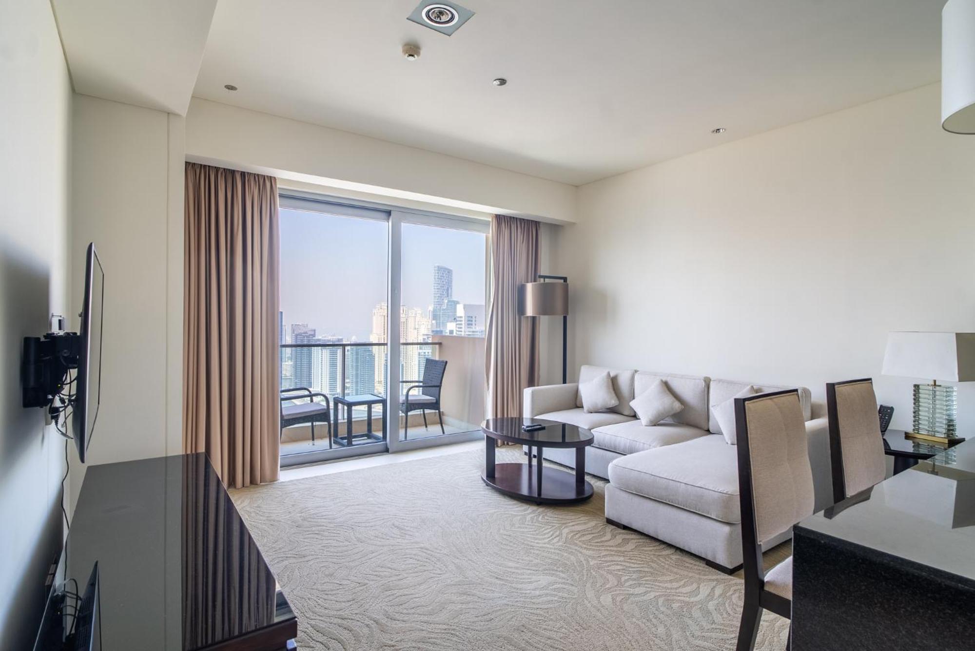 In Address Marina Residences Connected To Marina Mall Dubái