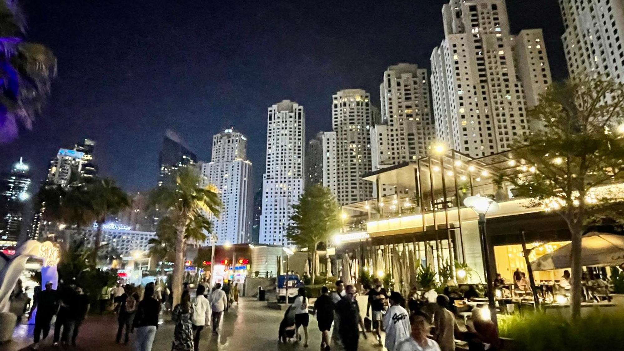 Jbr Beachfront Luxe Sea Facing Appartamento Dubai