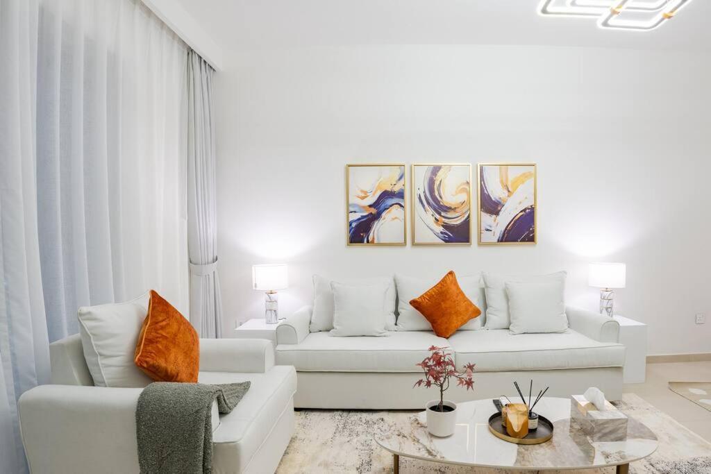 Luxurious 2br With Burj Khalifa View Apartamento