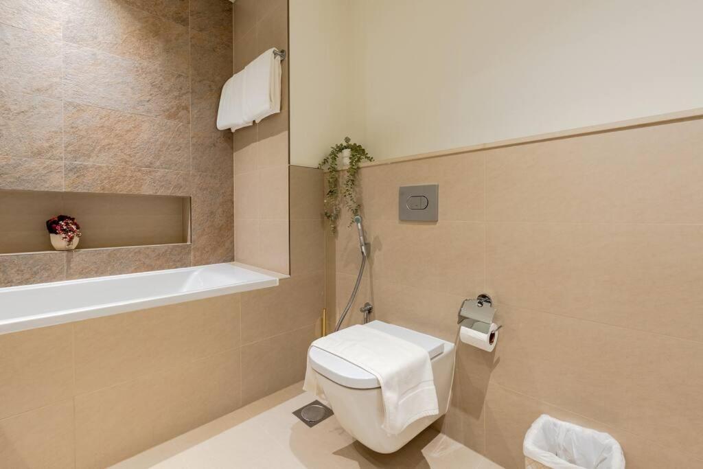 Luxurious 2br With Burj Khalifa View Apartamento *