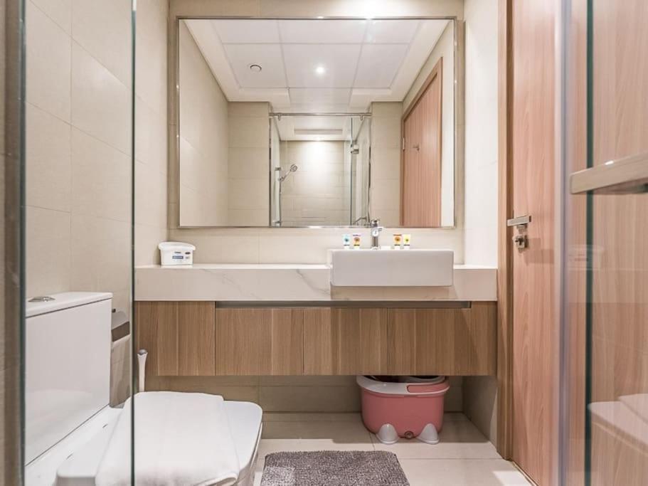 Relaxing Retreat In Vibrant Meydan Appartement *