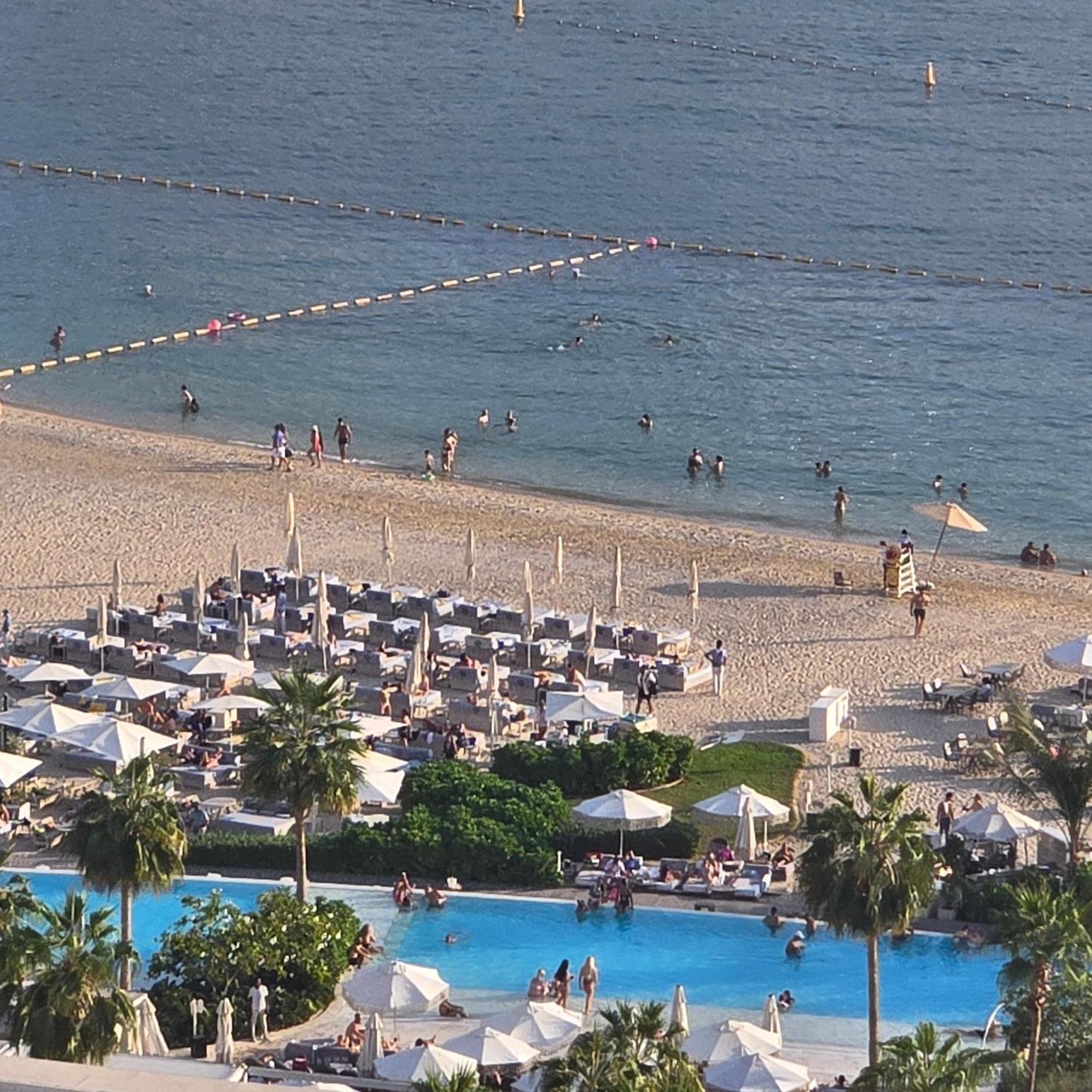 1 Bedroom 65m2, Infinity Pool, West Beach, Noise Insulation Apartament Dubai