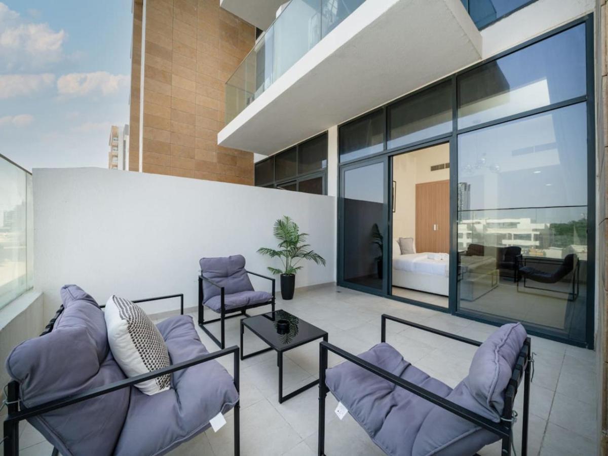 Elegant In Azizi Riviera, Meydan *