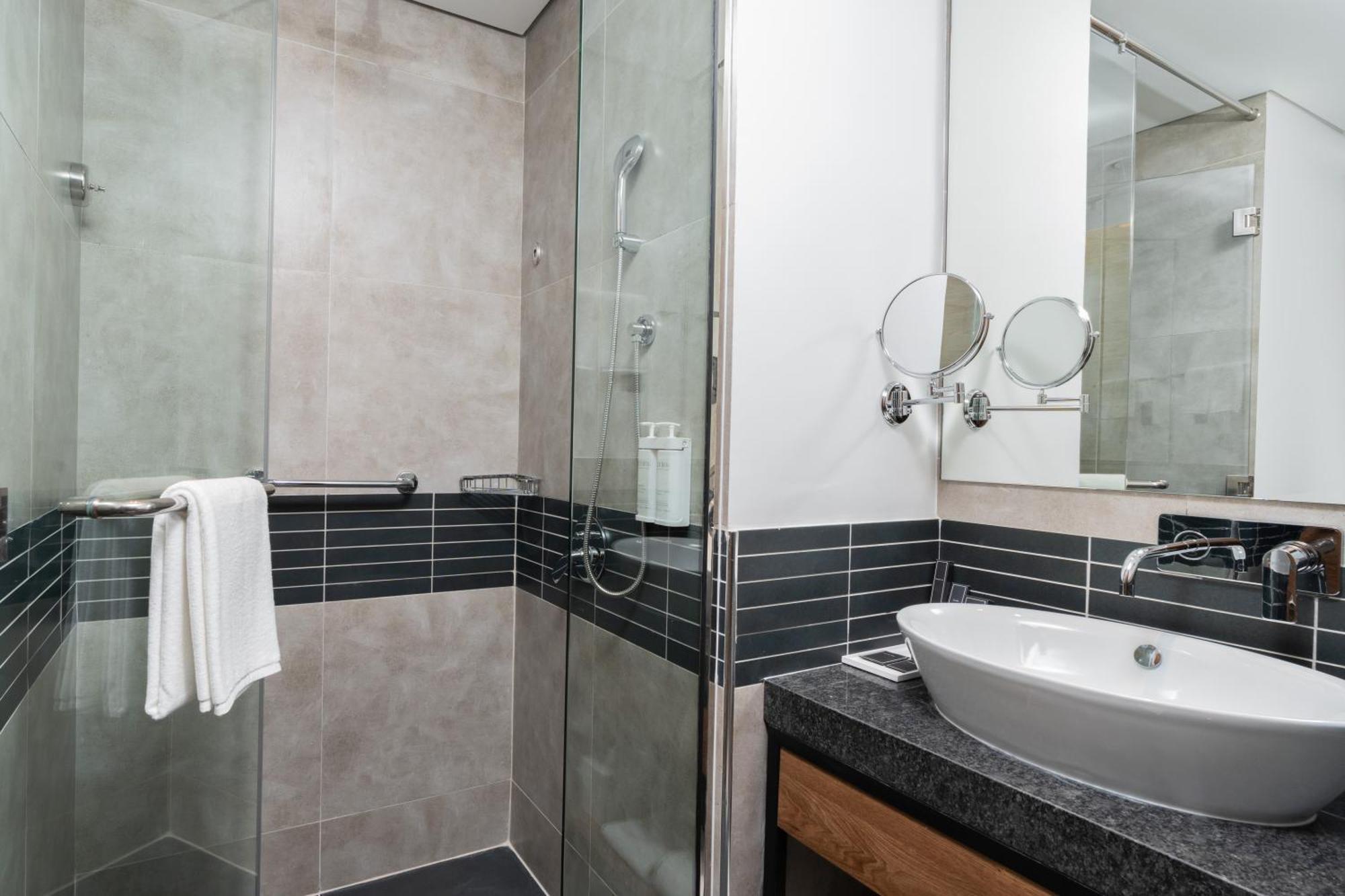 Hotel Hotel Avalon Dubai Jumeirah Village Circle Dubai