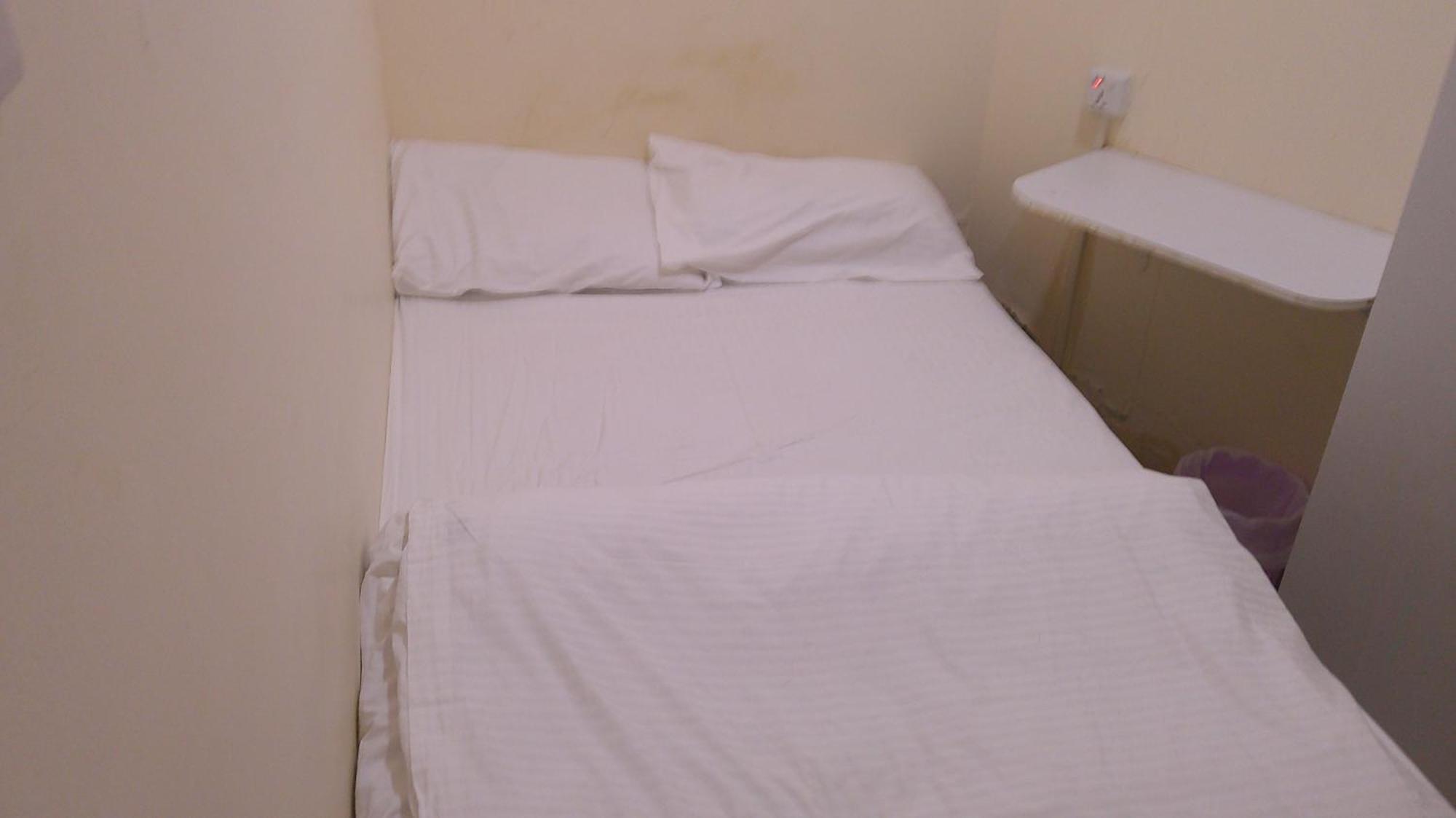 Inn Ruby Star Budget With Shared Washroom Access G06 Dubái