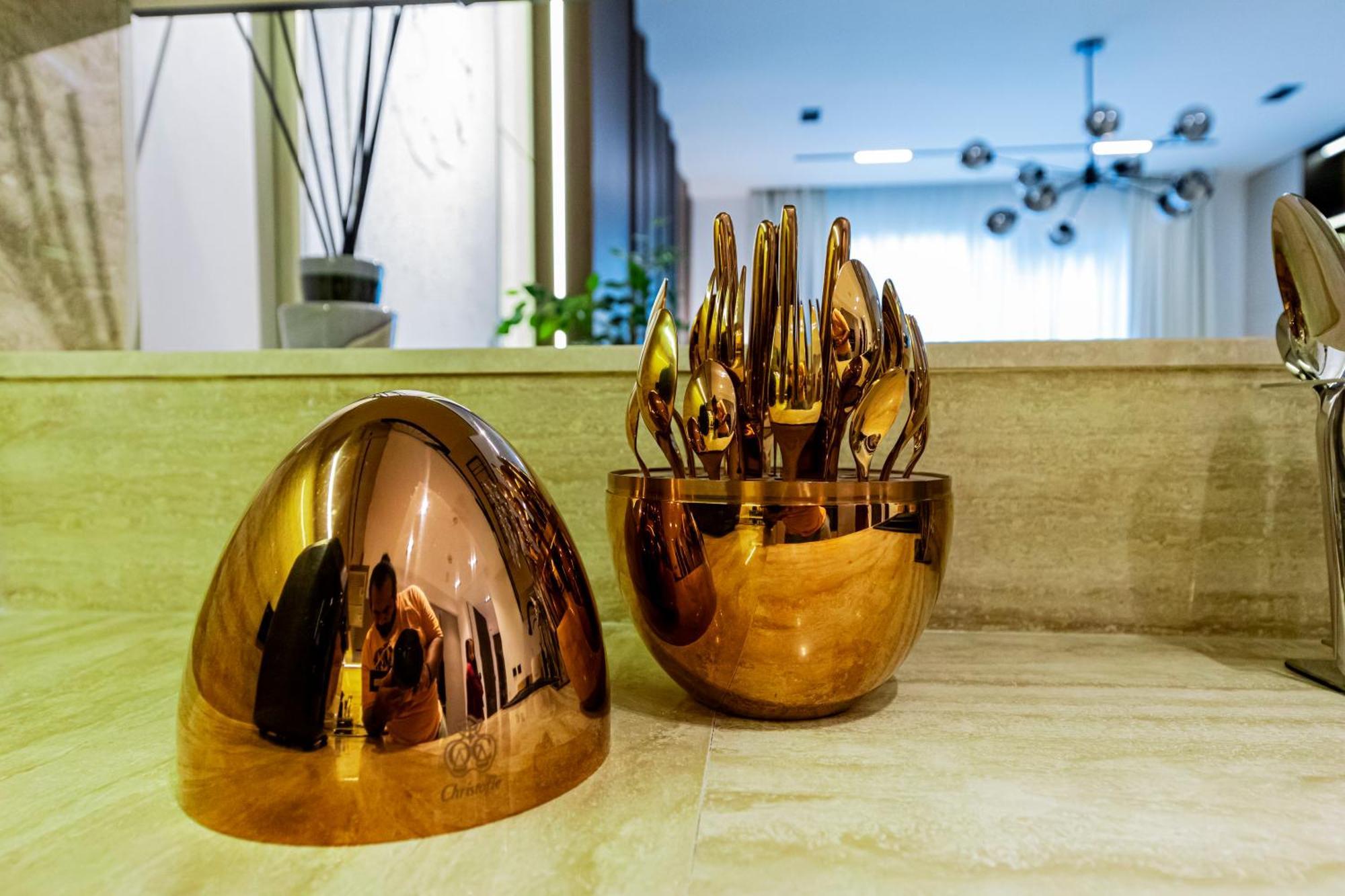 Vip Experience Downtown At Boulevard T2 - Burj Khalifa View - Modern Luxury Apartemen *