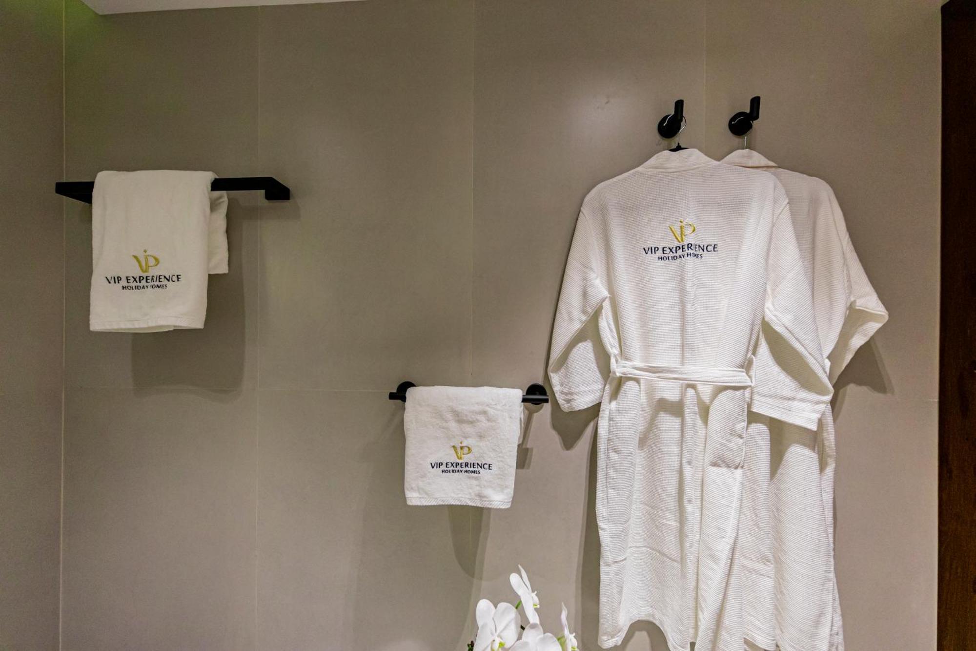 Apartemen Vip Experience Downtown At Boulevard T2 - Burj Khalifa View - Modern Luxury Dubai
