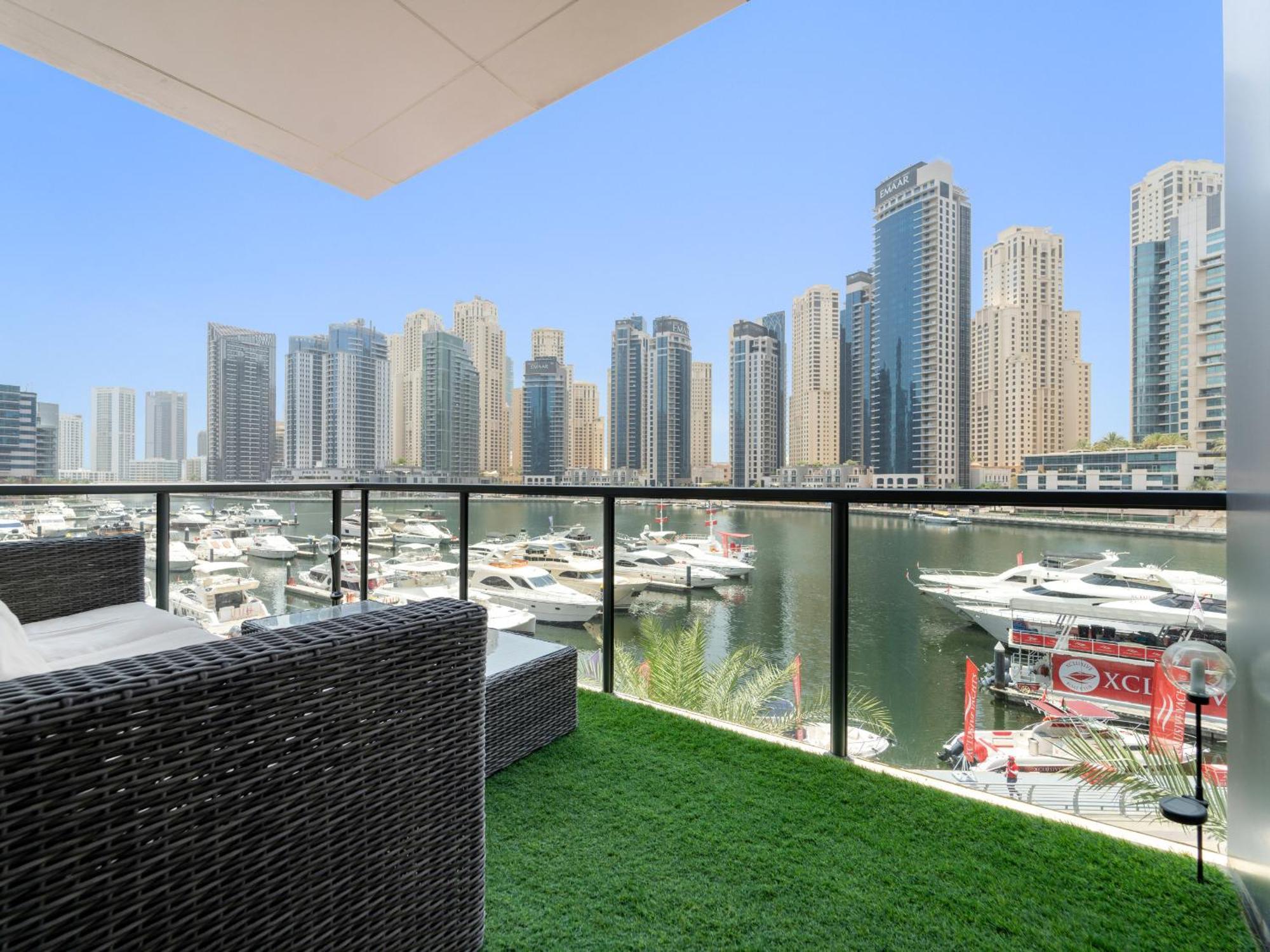 Beachfront Bliss 3bdr-majara In Marina With Patio Appartement Dubaï
