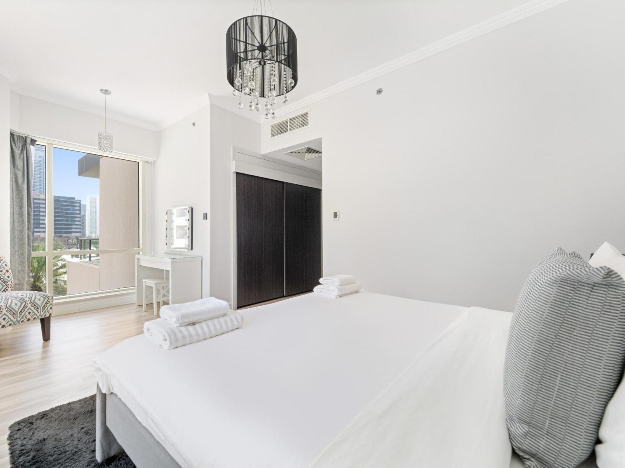 Beachfront Bliss 3bdr-majara In Marina With Patio Appartement Dubai