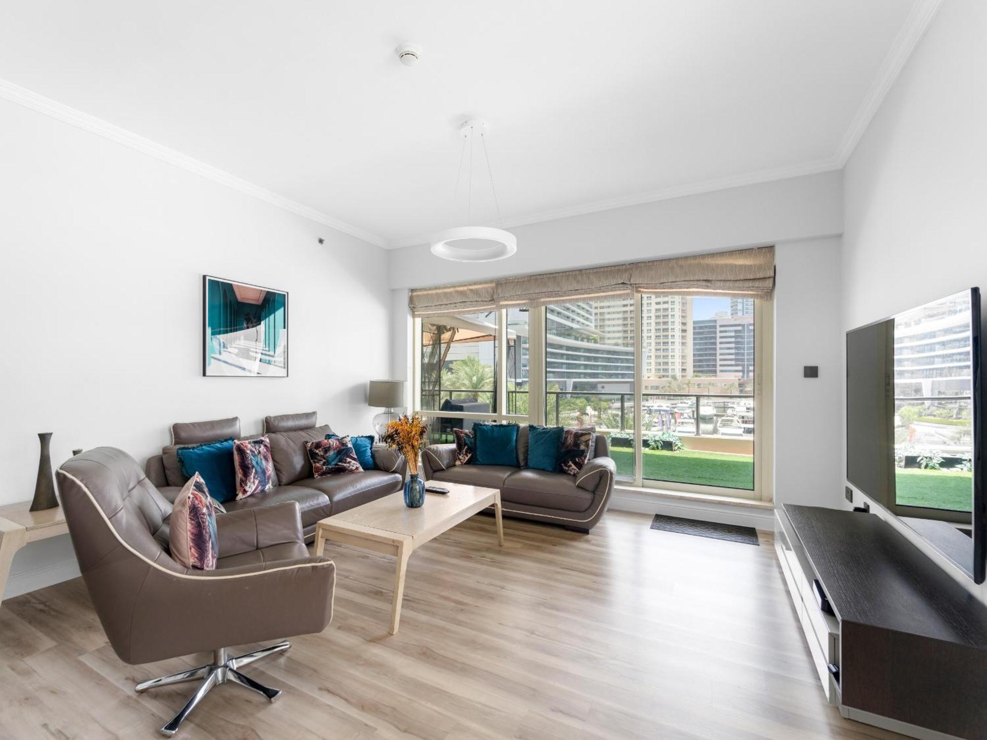 Appartement Beachfront Bliss 3bdr-majara In Marina With Patio *