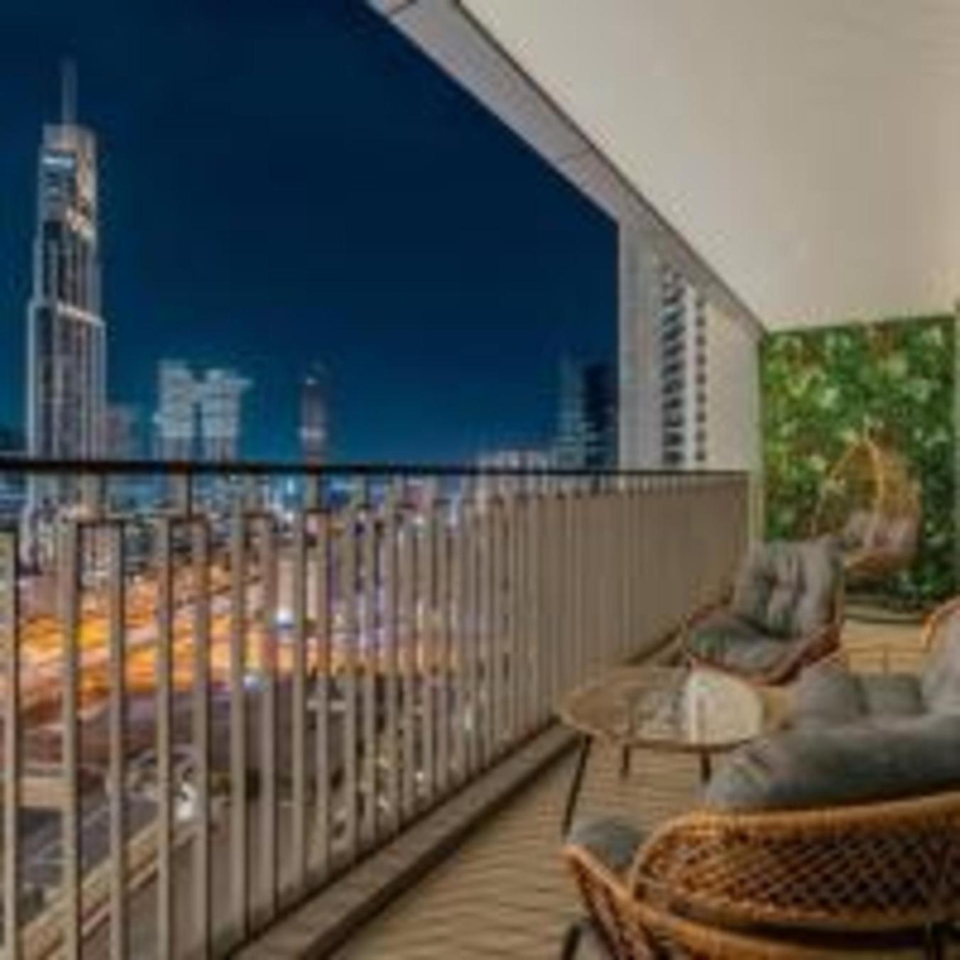 Prime Location Full Burj View In Downtown Appartement *