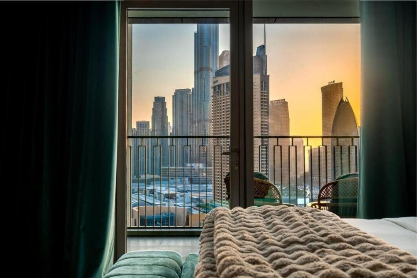 Prime Location Full Burj View In Downtown *
