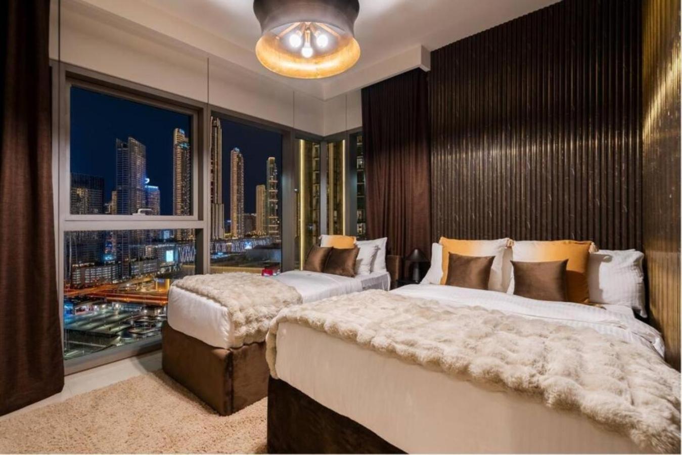 Prime Location Full Burj View In Downtown