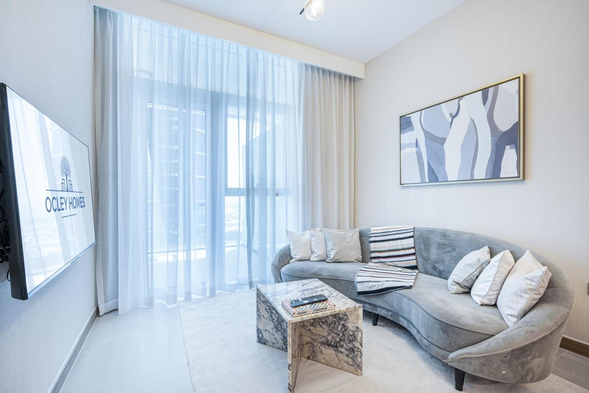 Elegantly Furnished Missoni With Canal Views * Dubaï
