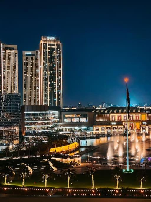 Iconic 2br With Burj Khalifa And Fountain Views - Next To Opera And Near Mall Dubaï