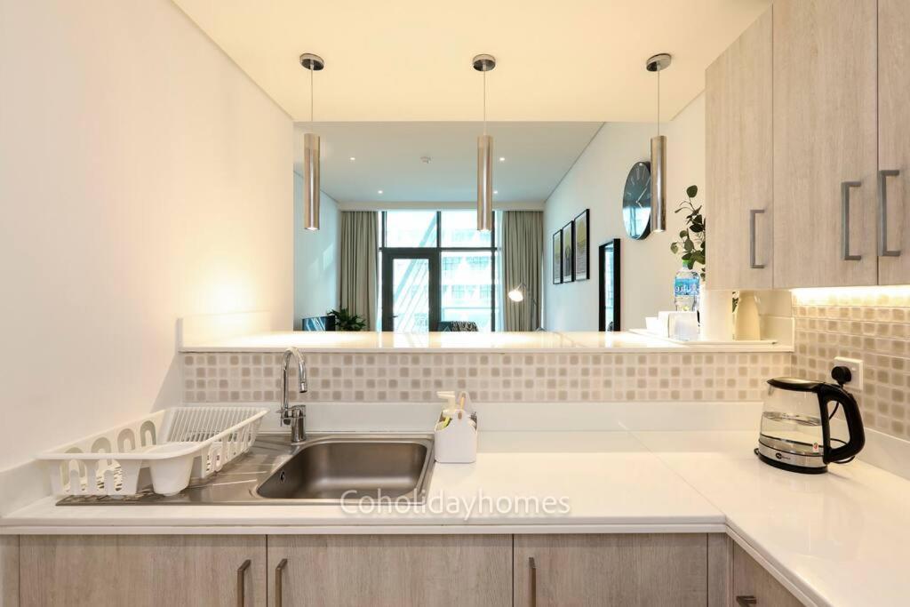 1 Bedroom Rooftop Infinity Pool & Padel Court Appartamento *