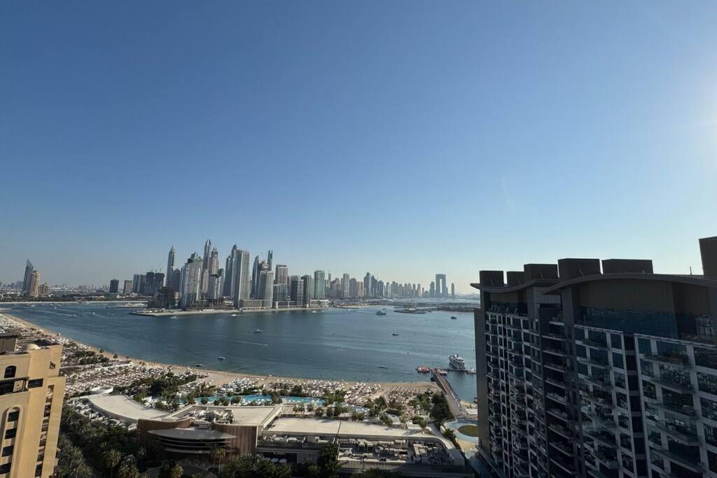 Appartamento 1 Bedroom Rooftop Infinity Pool & Padel Court *