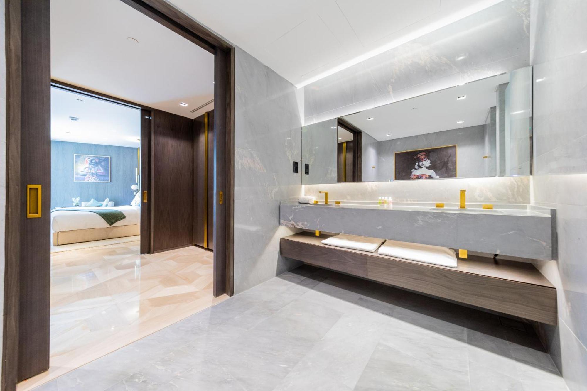 Superluxury In Five Palm, Pool & Access Dubaï