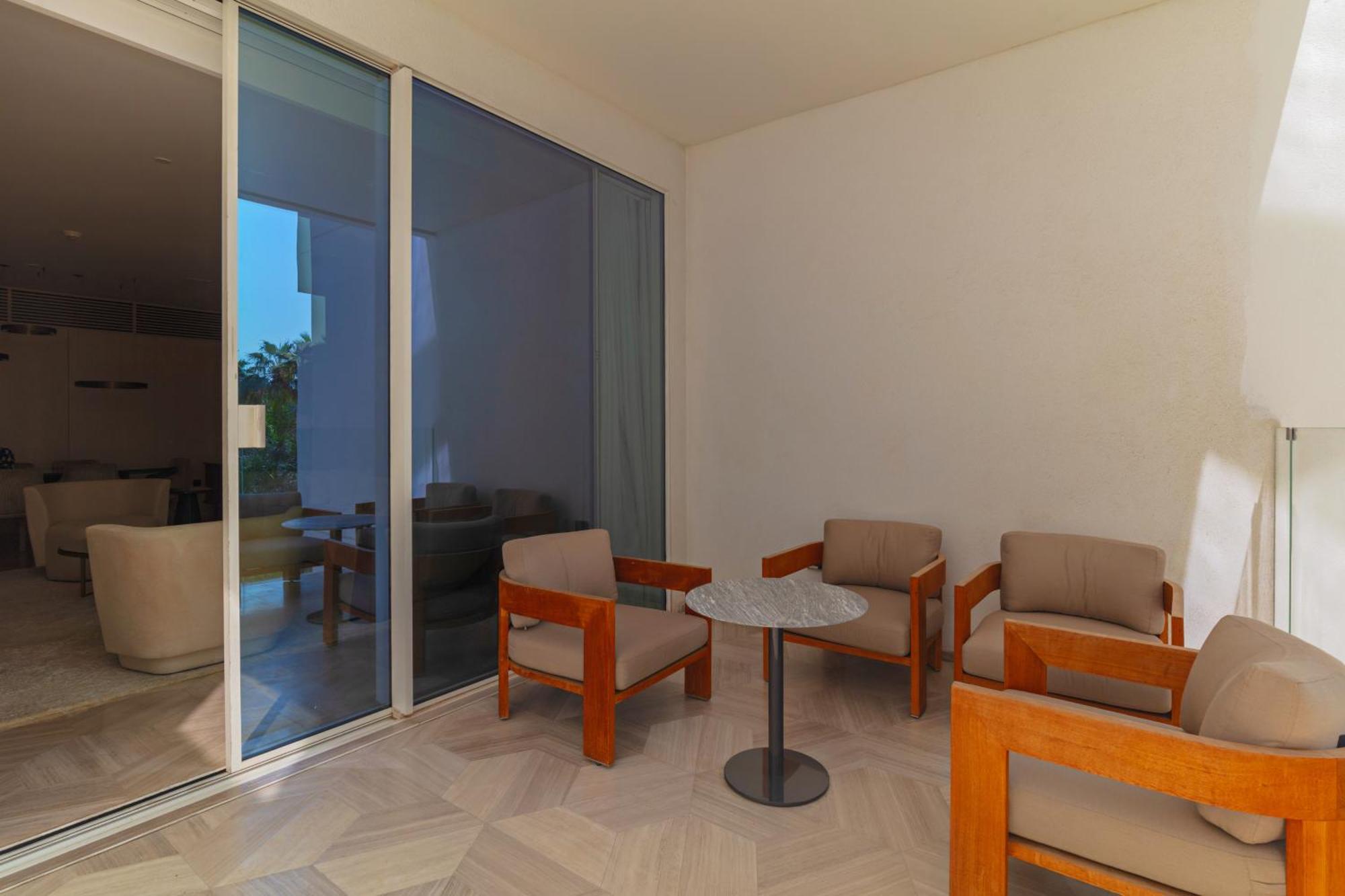 Luxury 3bdr Apartment, Pool & Access Appartement *