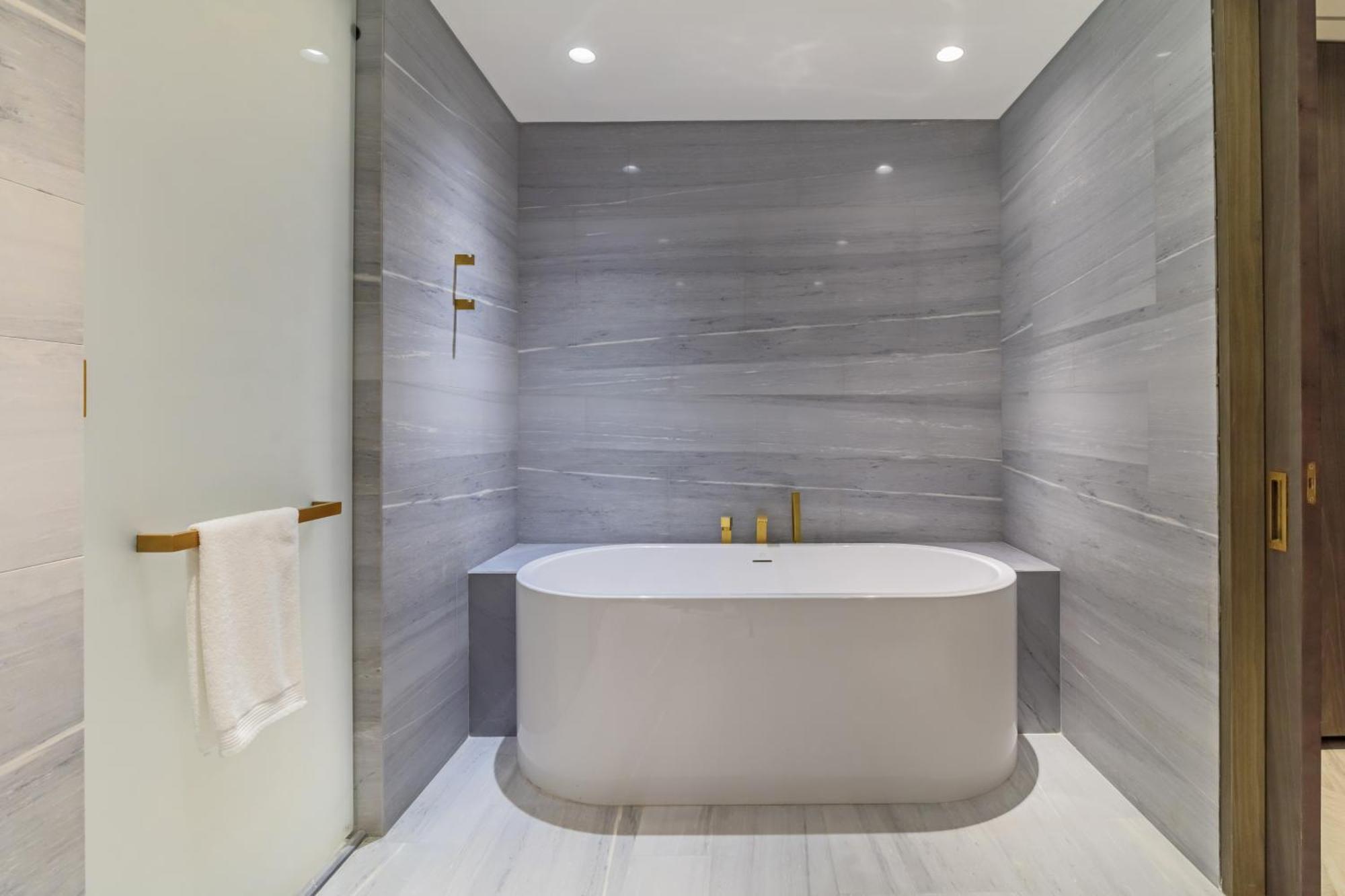 Luxury 3bdr Apartment, Pool & Access Dubaï