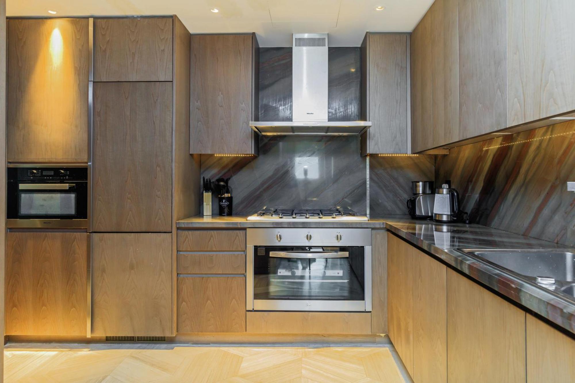 Luxury 3bdr Apartment, Pool & Access Appartement Dubaï