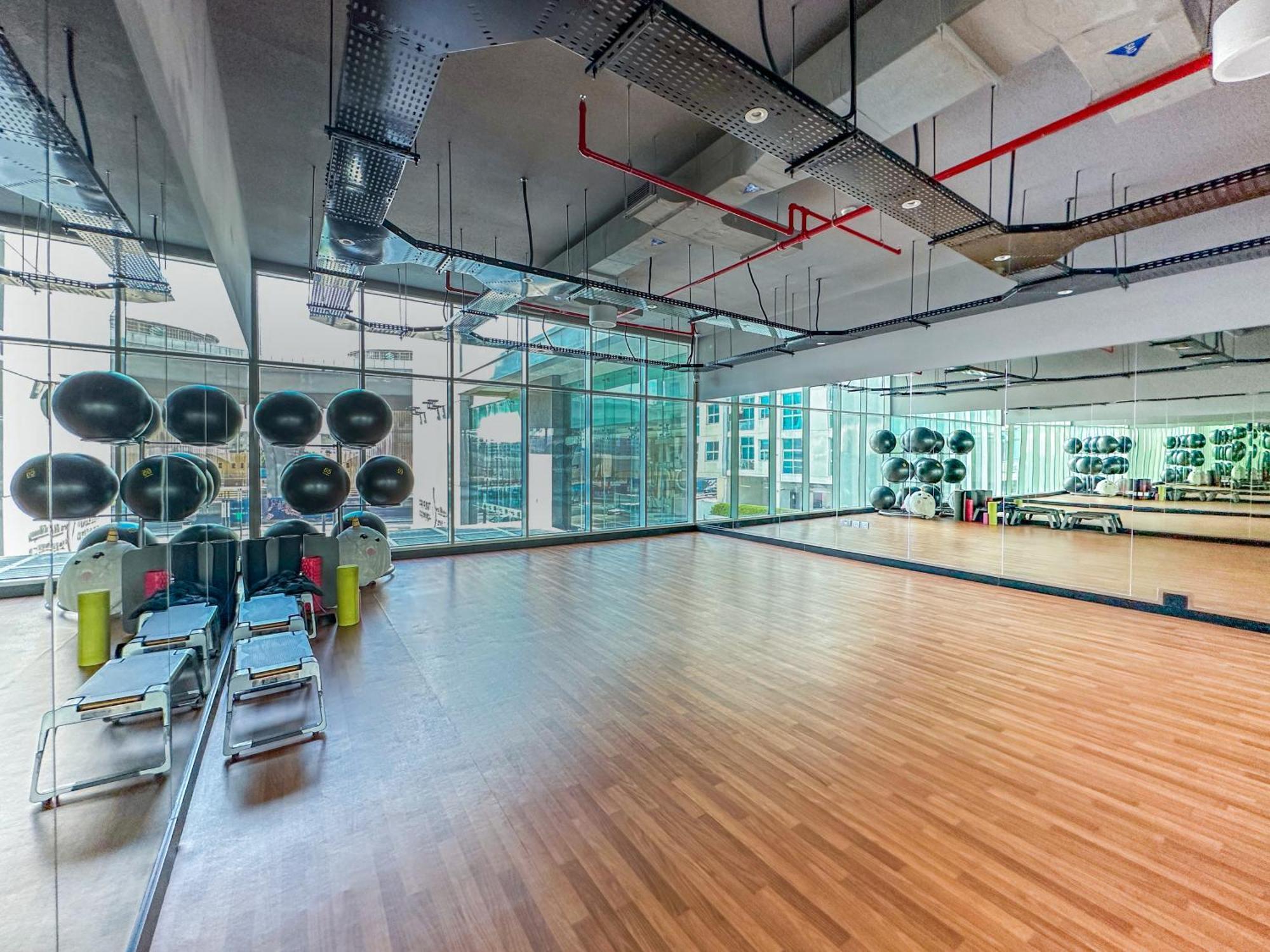 Super Luxury Flat Desing With Sea, Marina And Pool View Appartement Dubaï