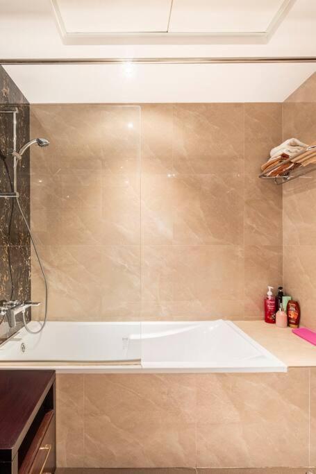 Spacious 1 Bed Huge Balcony Downtown Burj Khalifa Apartamento *