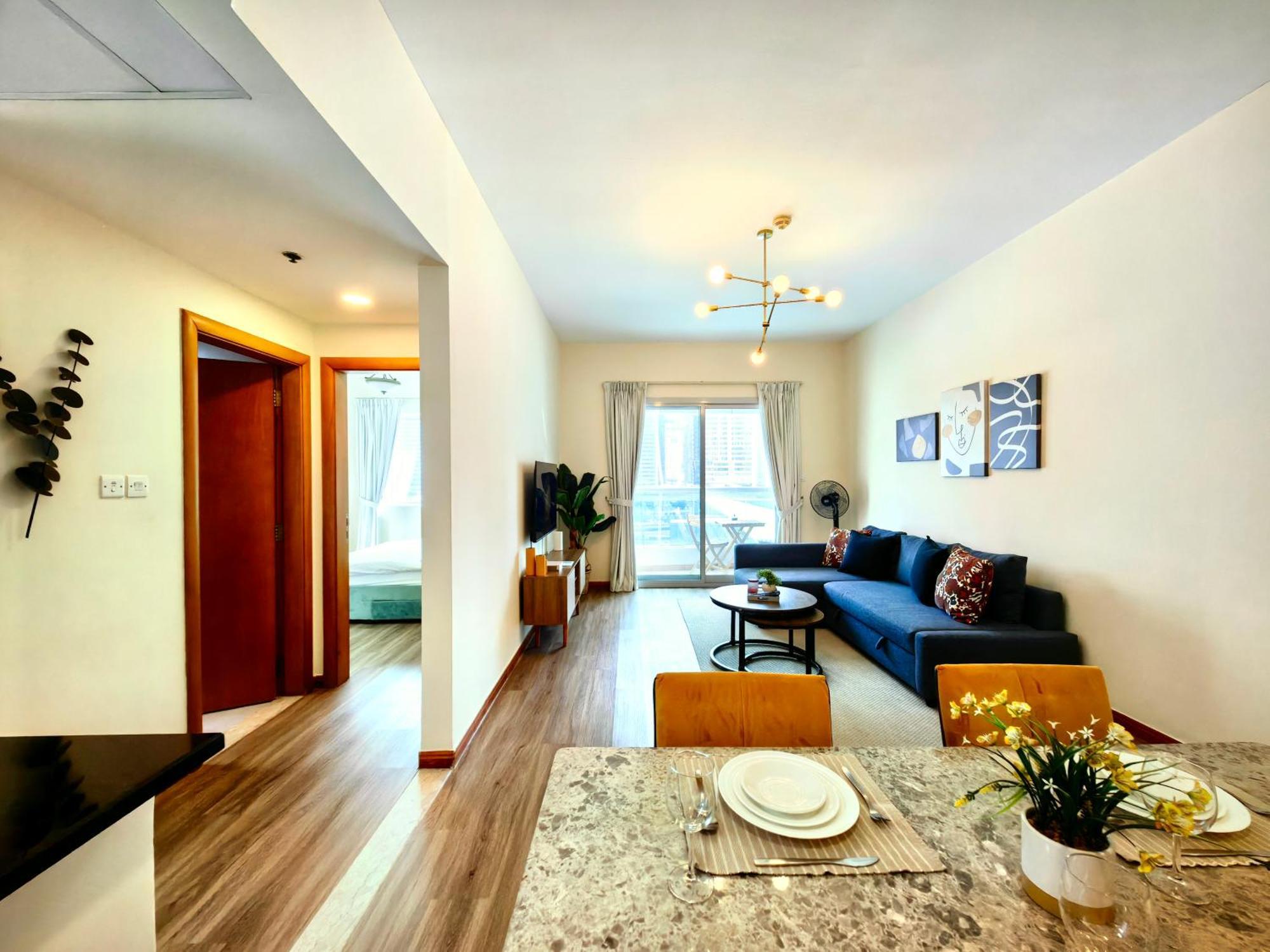 1 Bedroom Renovated In Marina Diamond 3 Close To Tram And Metro Apartamento *