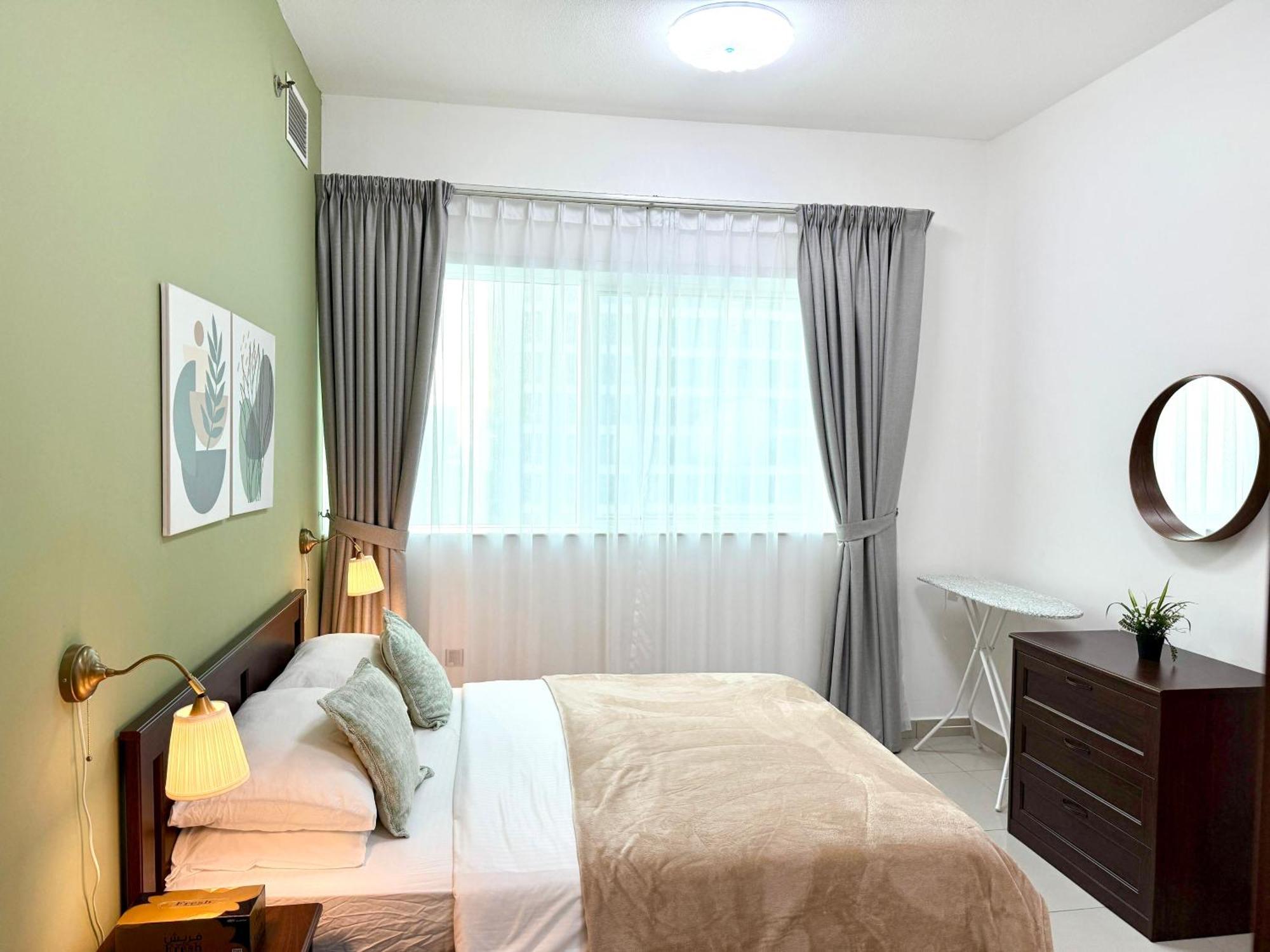 Appartement Stunning Views 1 Bedroom Flat, Near & Tram With Free Parking In Marina Dubaï