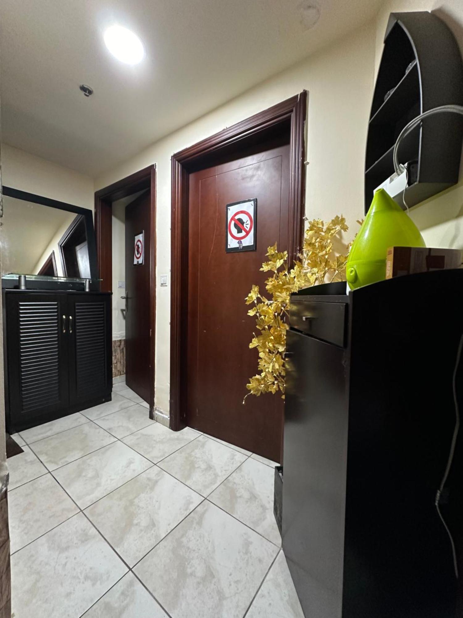 Backpackers Zone Apartamento Dubái