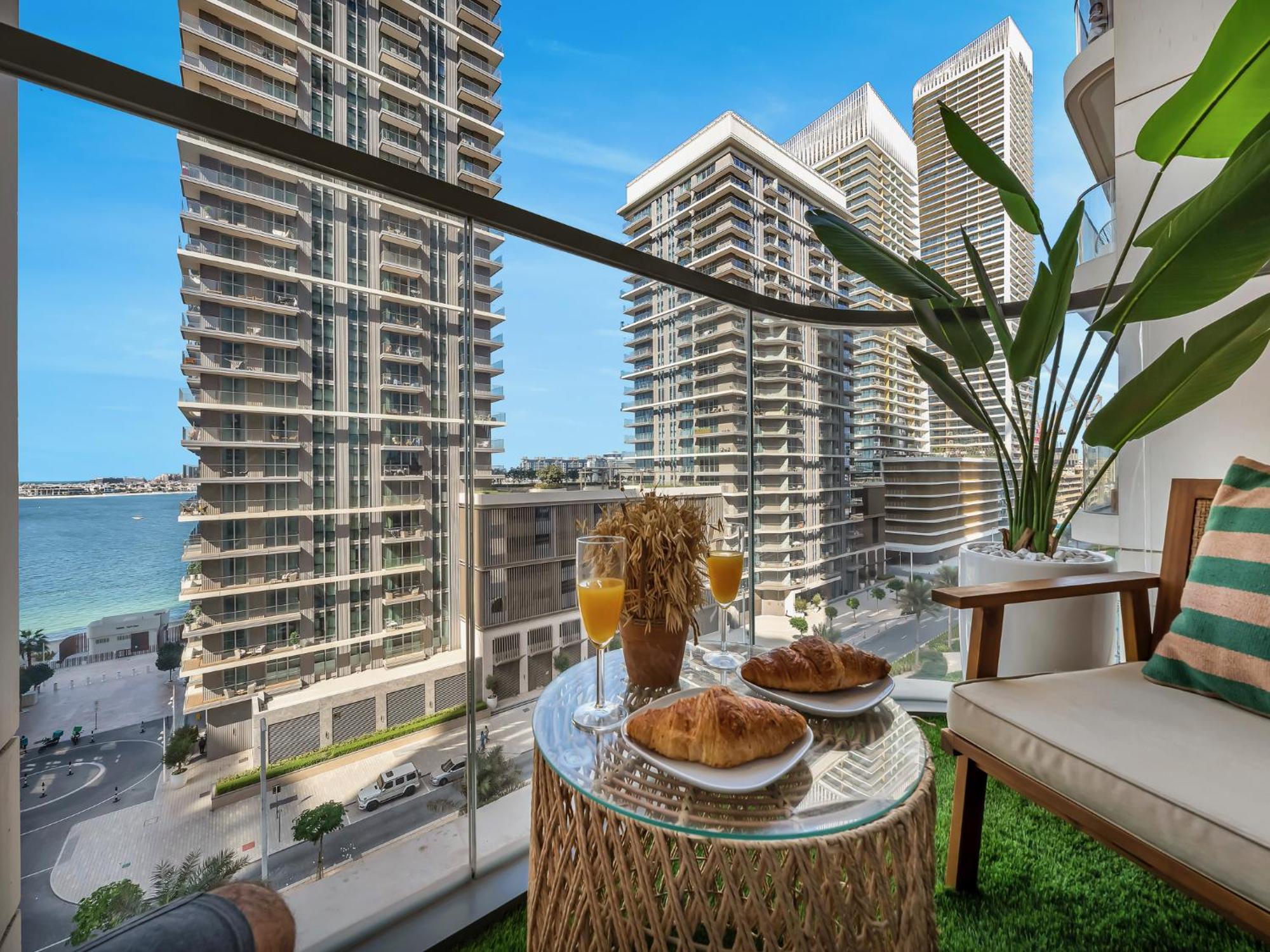 Cozy One Bedroom On The In Harbour - Prestige Retreats
