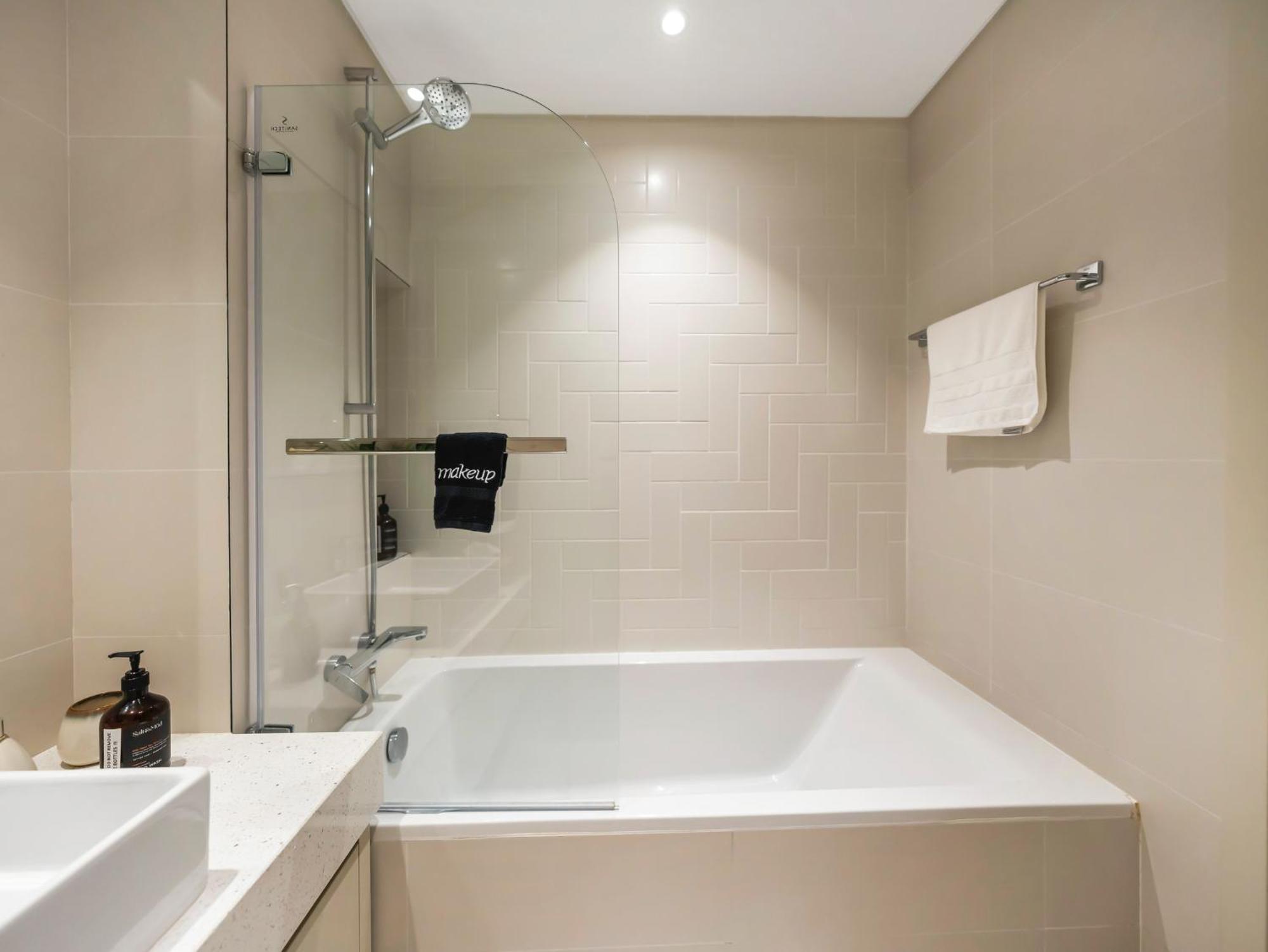 Cozy One Bedroom On The In Harbour - Prestige Retreats Apartment Dubai