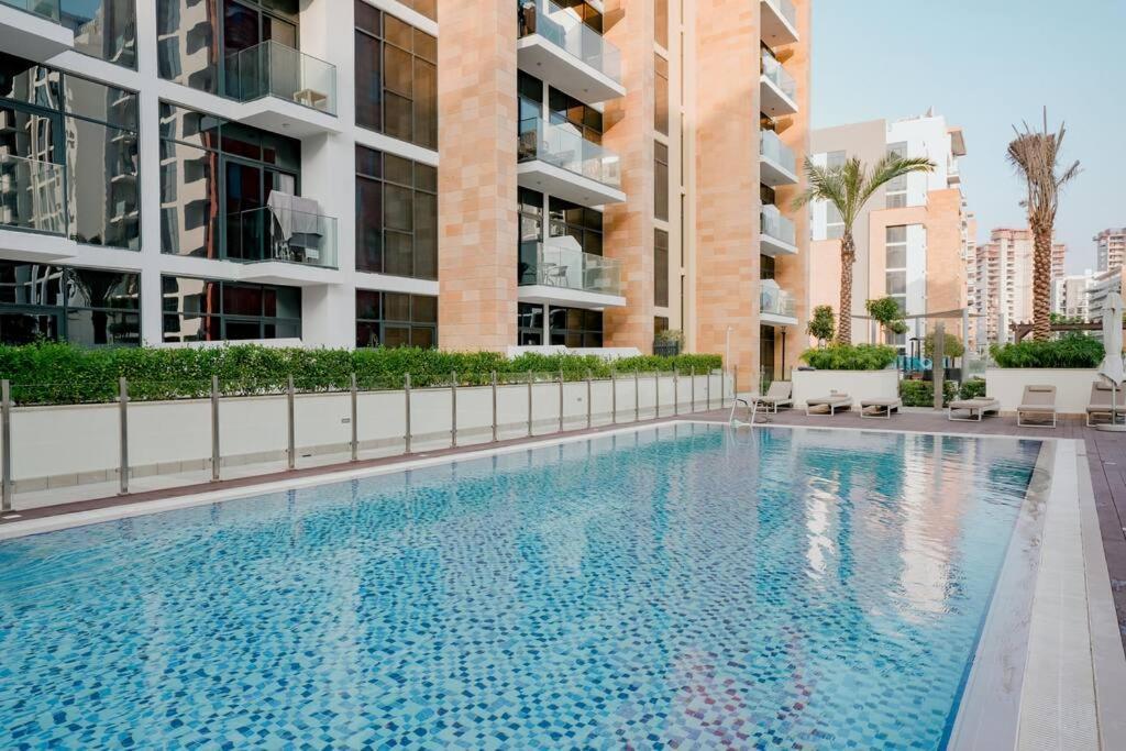 Cozy With Garden Views In Nad Al Sheba * Dubaï