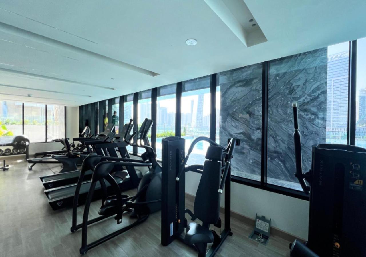 Luxury 2br Burj View & Jacuzzi Apartamento