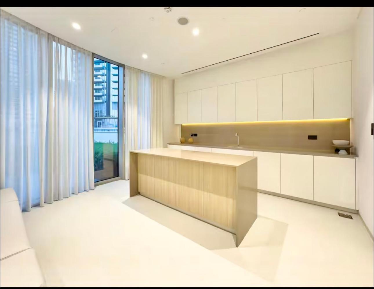 New 2 Bedroom Overlooking Burj Khalifa And Fountain View In Downtown Appartement