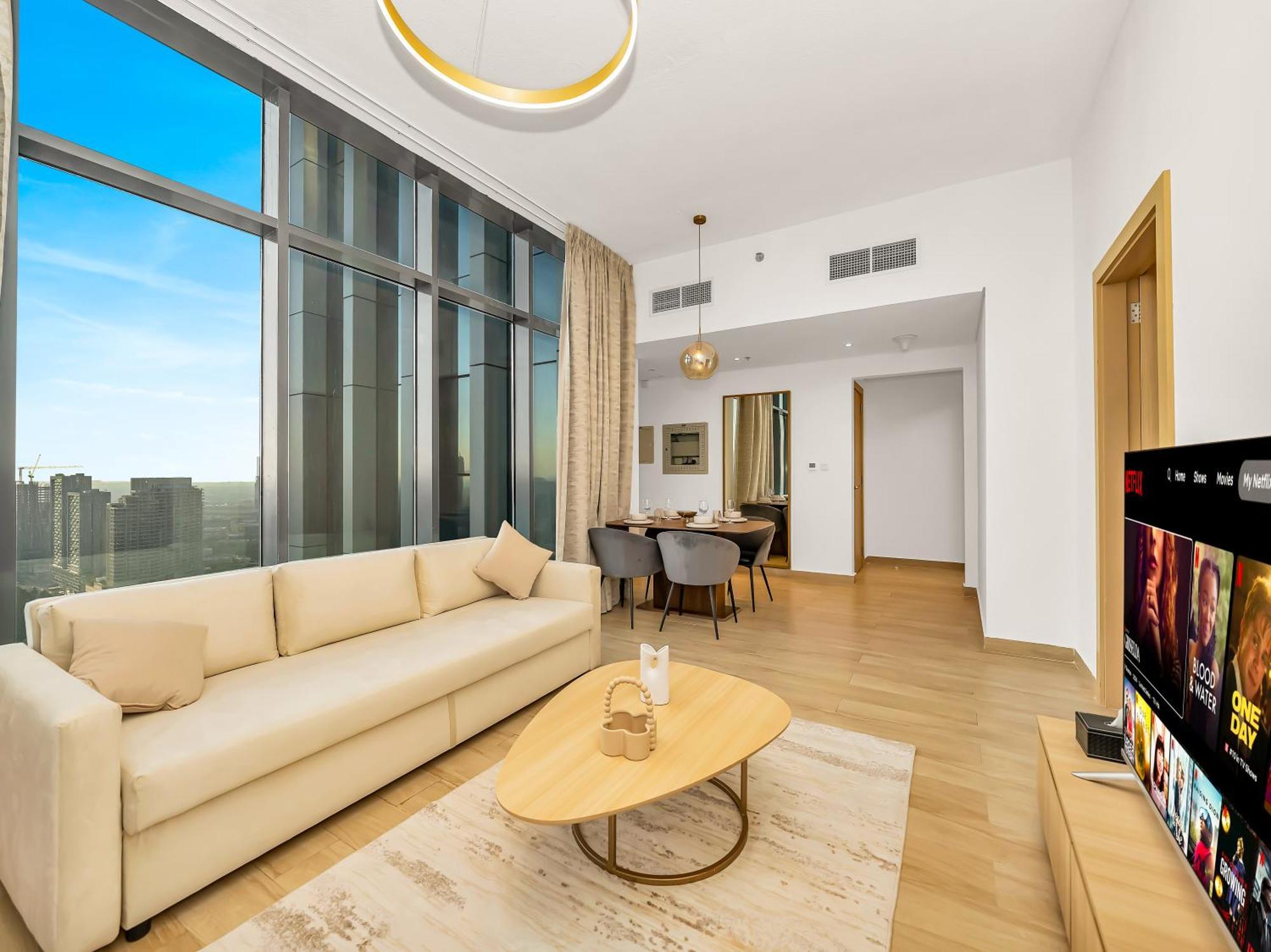 1 Bedroom Five Jvc View Appartement Dubaï