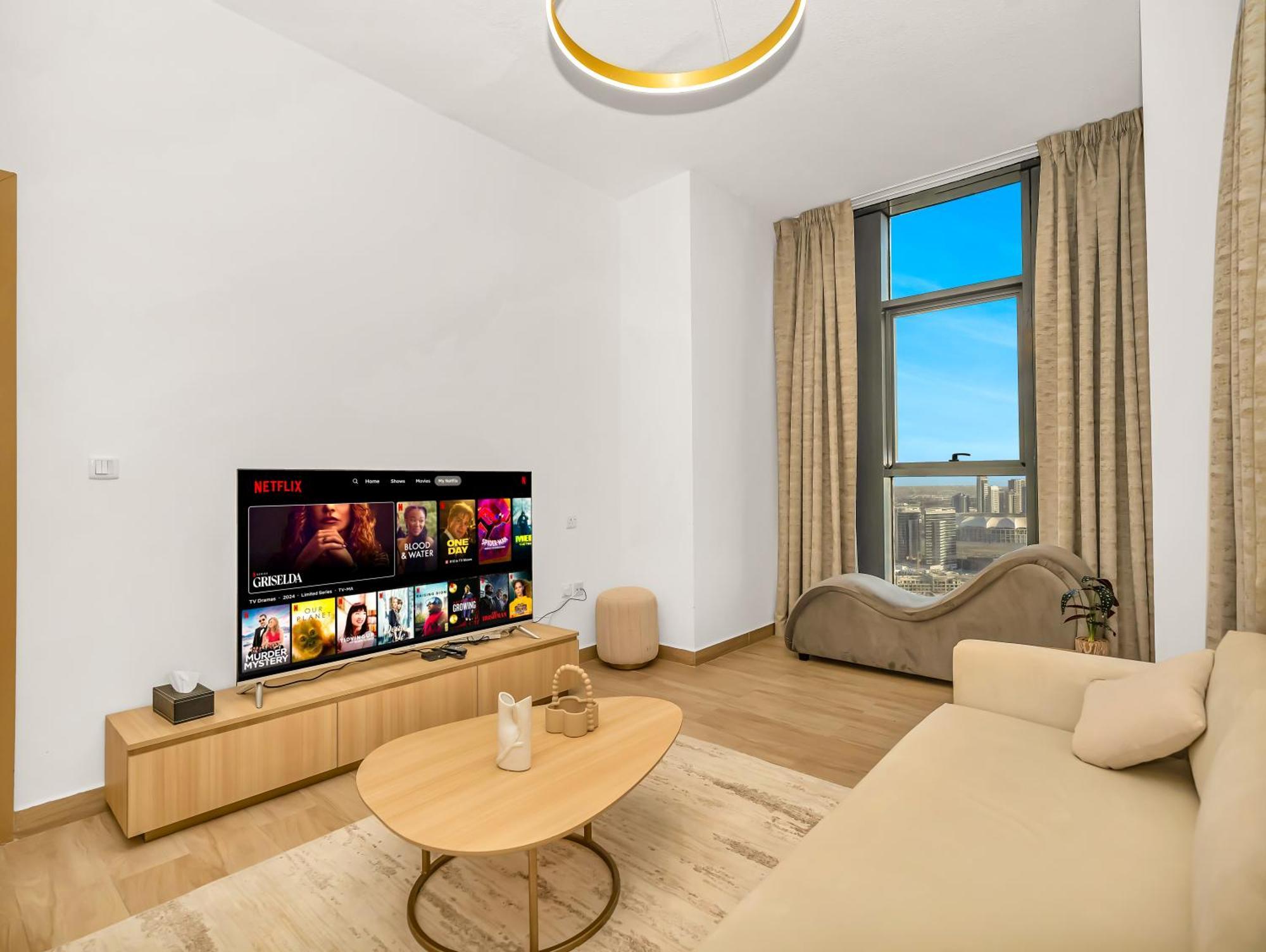 1 Bedroom Five Jvc View Appartement Dubaï