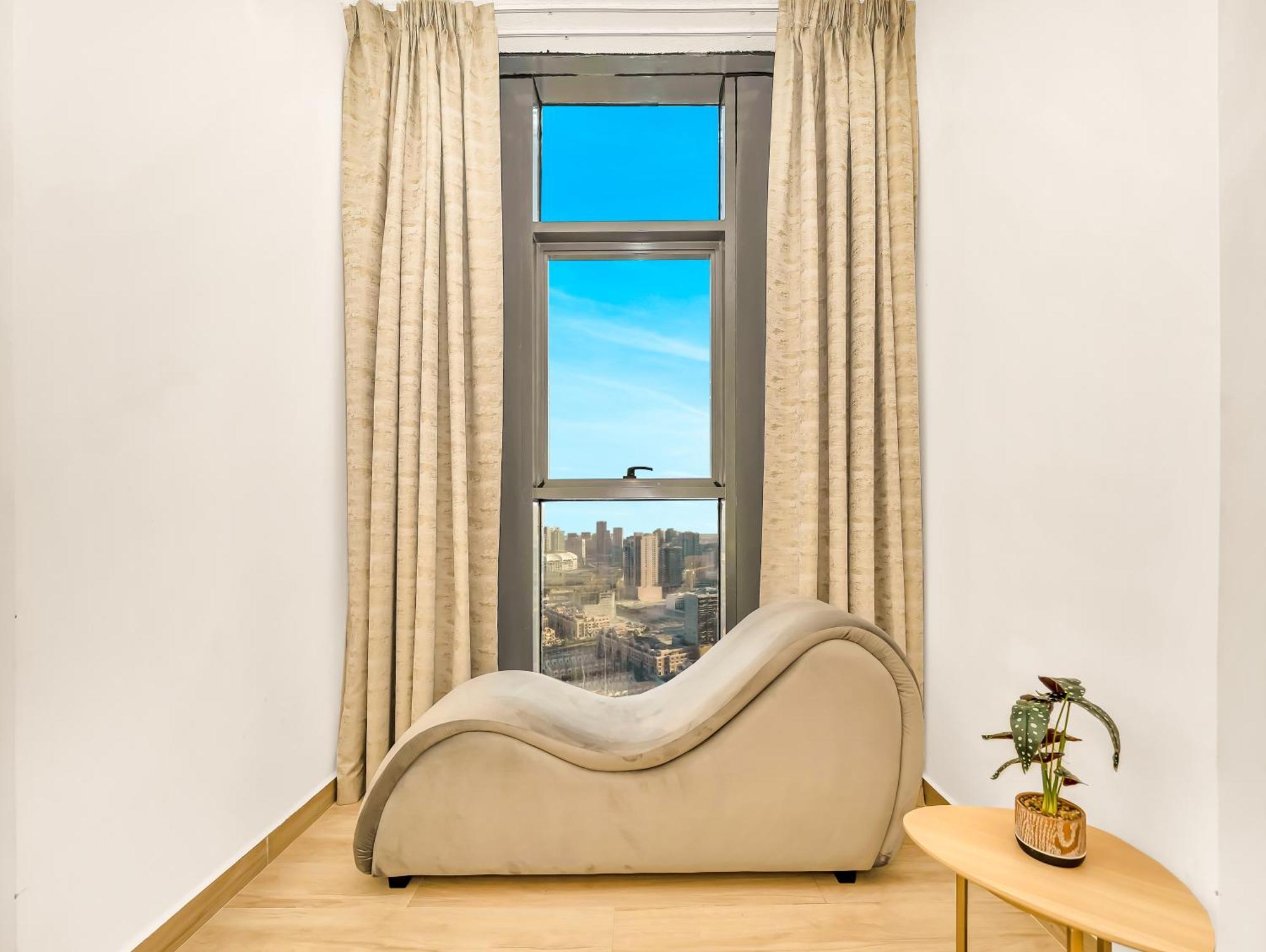 1 Bedroom Five Jvc View * Dubaï