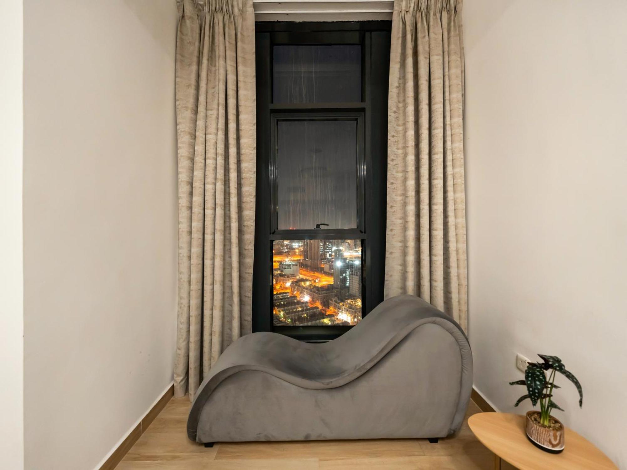 1 Bedroom Five Jvc View Dubaï
