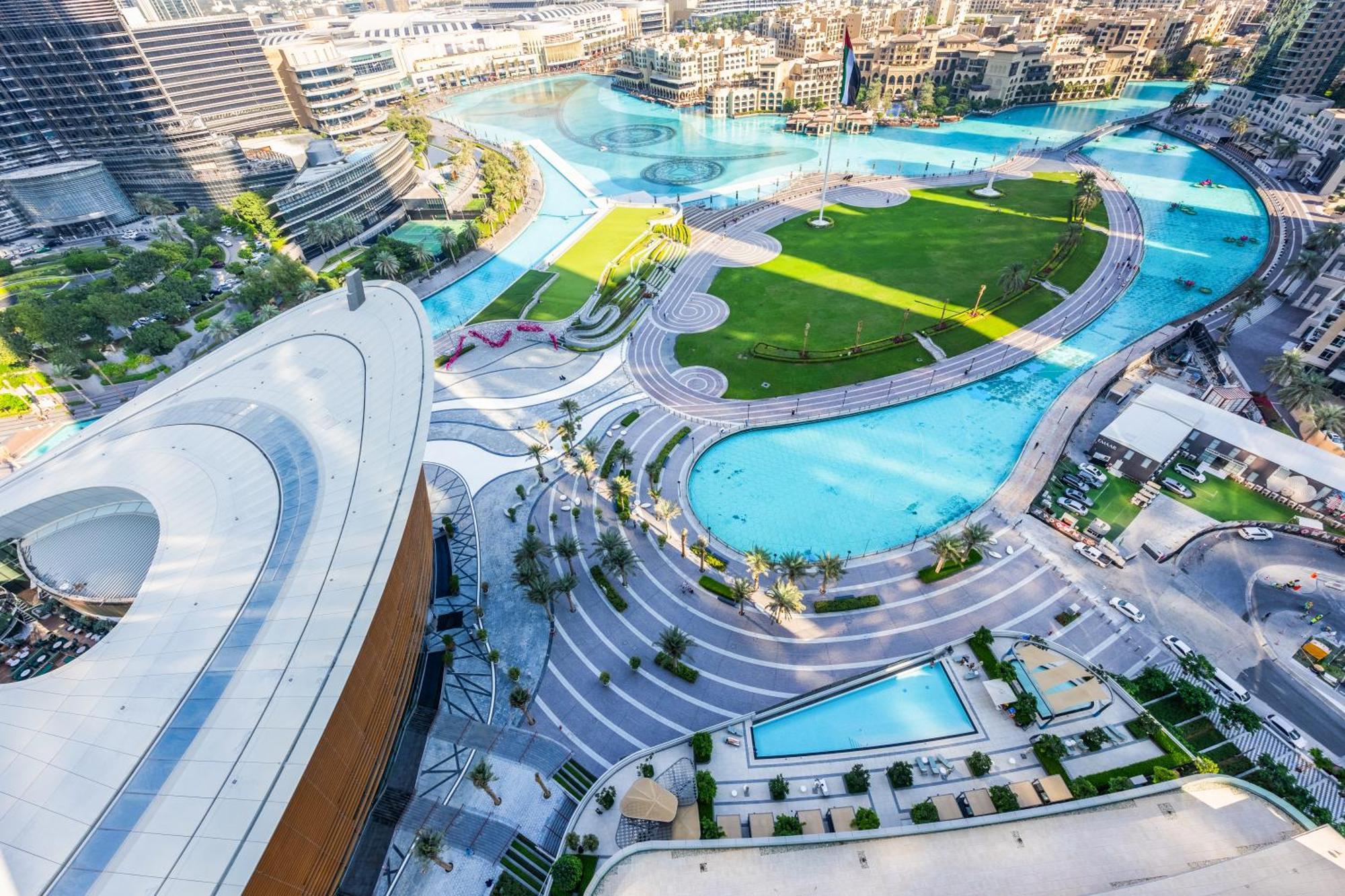 New 2 Bedroom Overlooking Burj Khalifa And Fountain View In Downtown Appartement Dubaï
