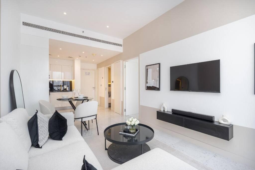 Apartamento Exquisite In Downtown Burj Khalifa Views With Stunning Pool
