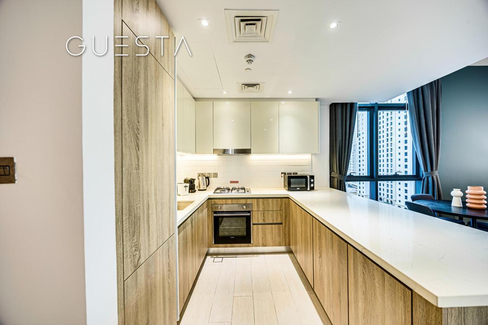 Appartamento Liv Tower, Marina Dubai