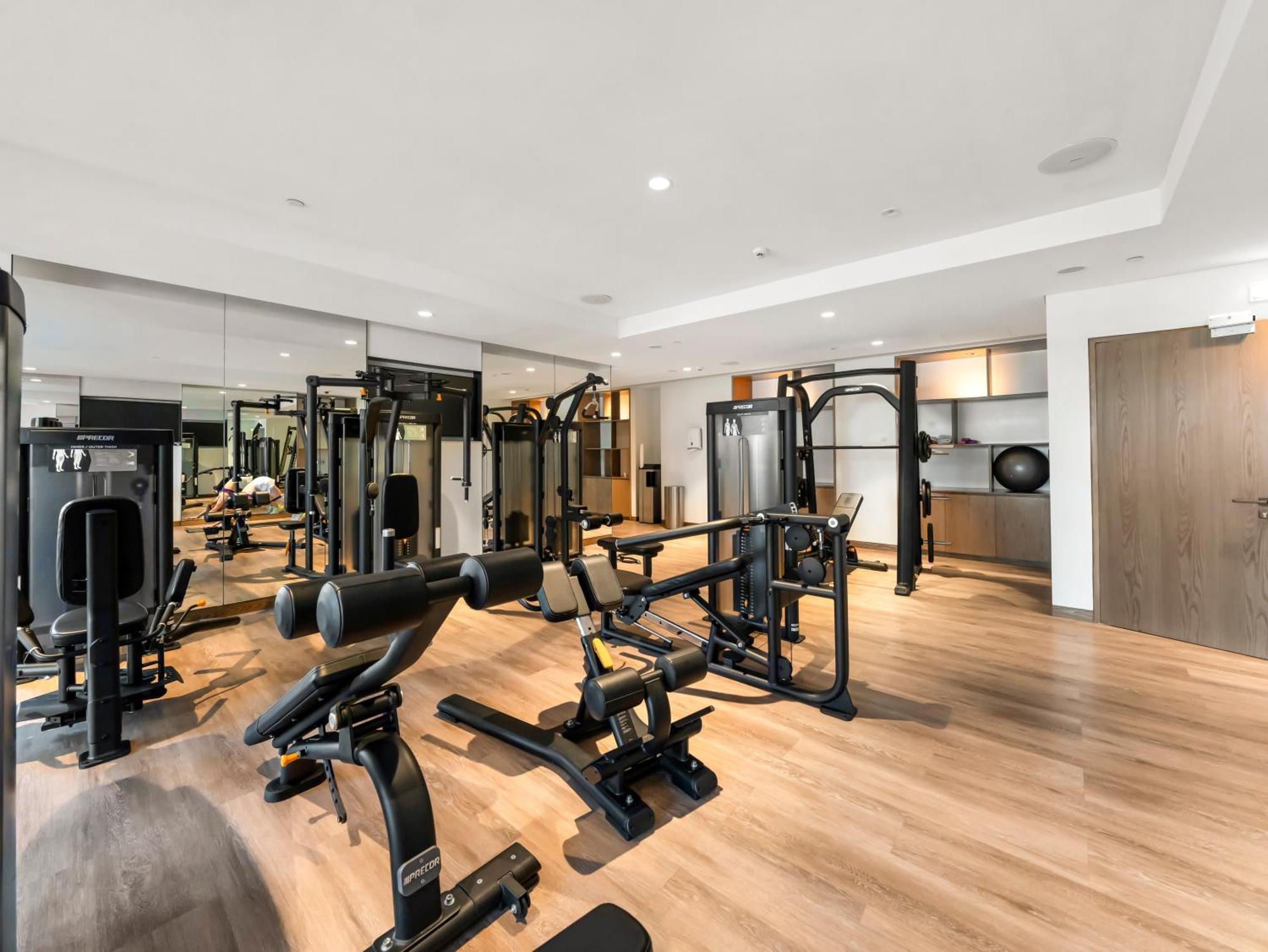 Apartamento Luxurious & Spacious 2br L Burj & Fountain Views L Walk To Mall L Pool L Gym Dubai