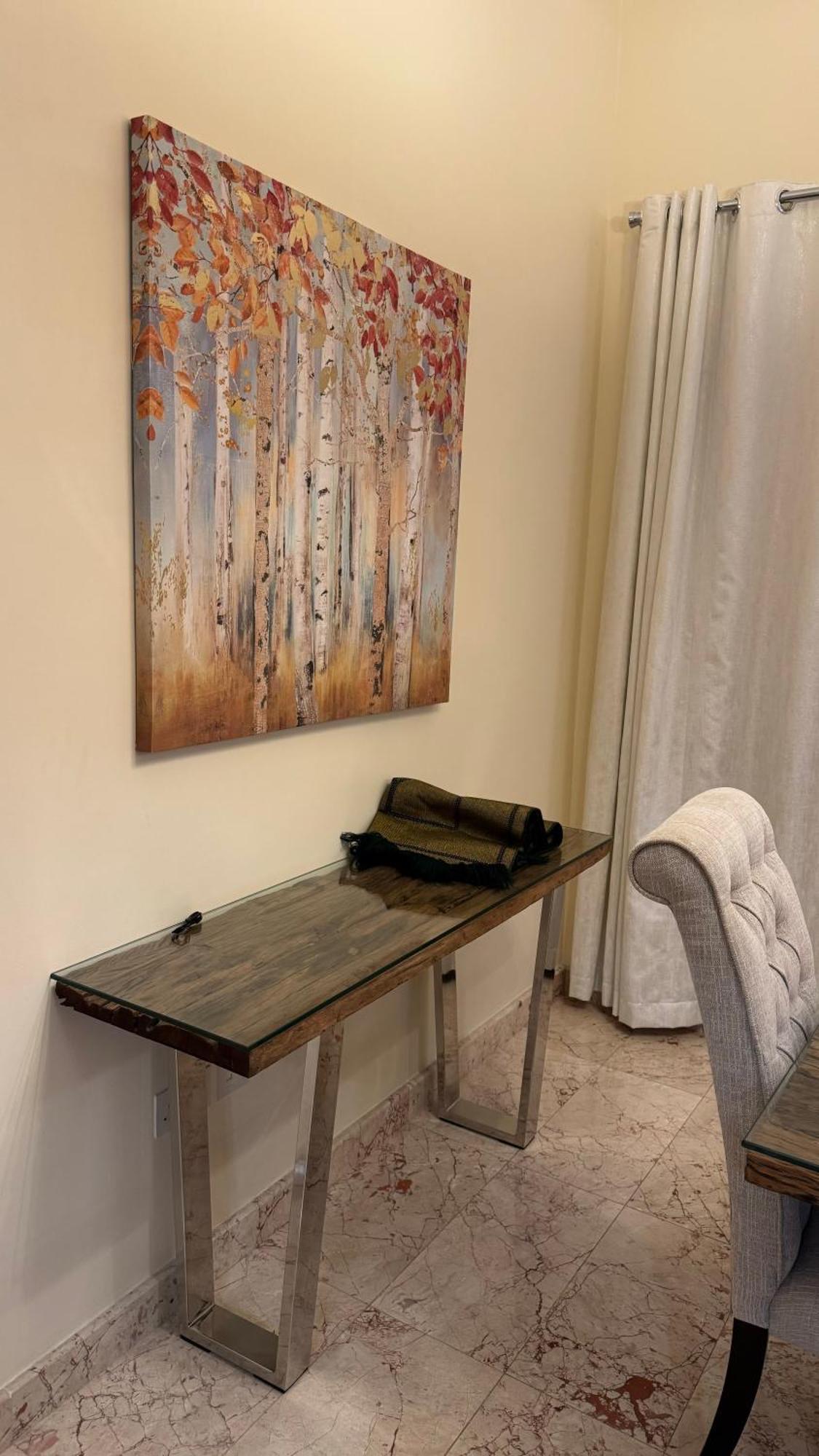 Apartemen Executive Two Bedroom Facing Marina Mall Dubai